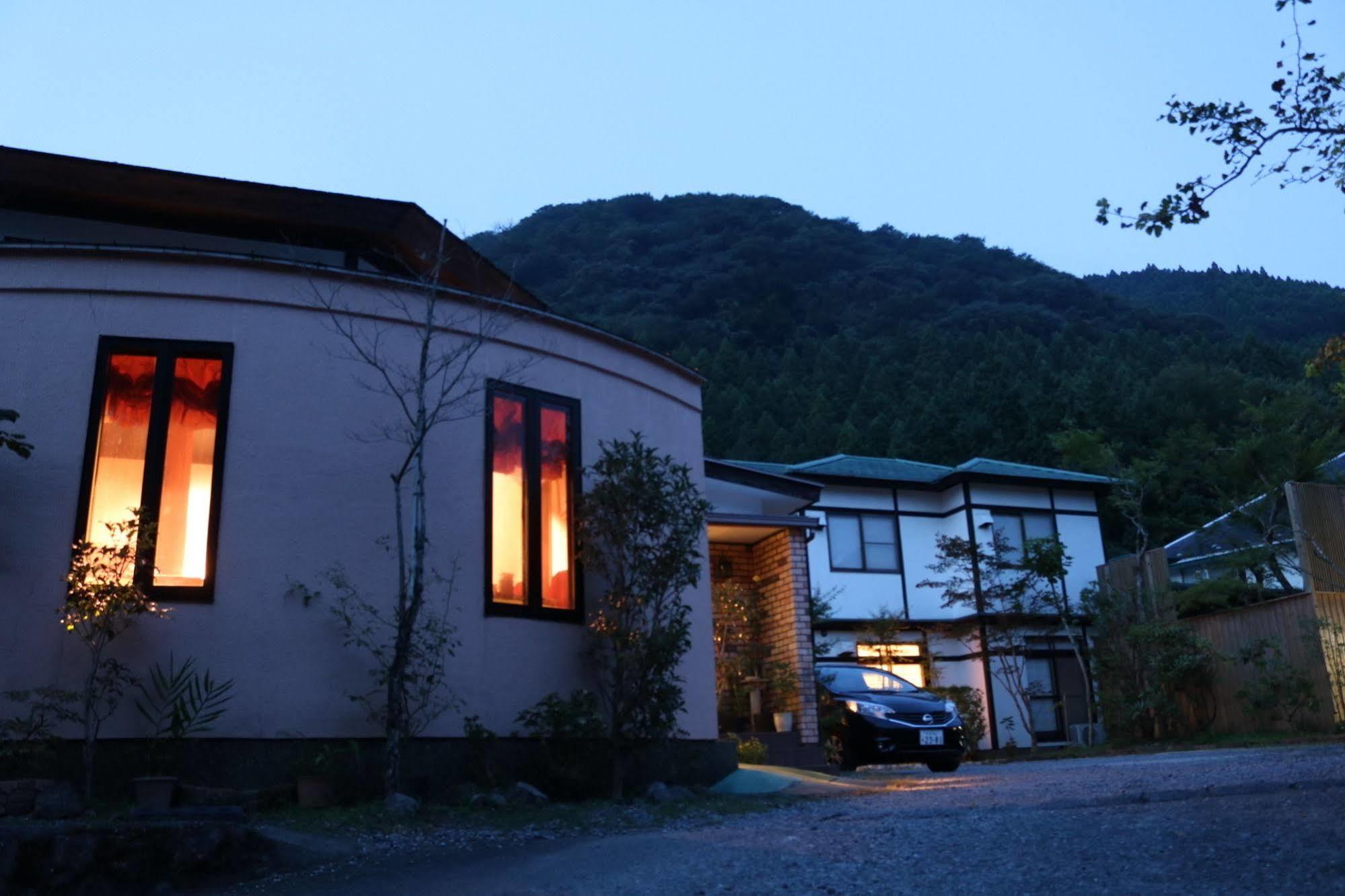 La Maison De David Yufu Exterior photo